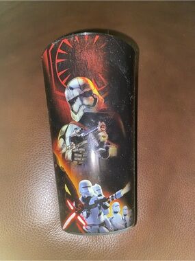 Disney- Star Wars Episode One, Kylo Ren pint size glass. NWT.